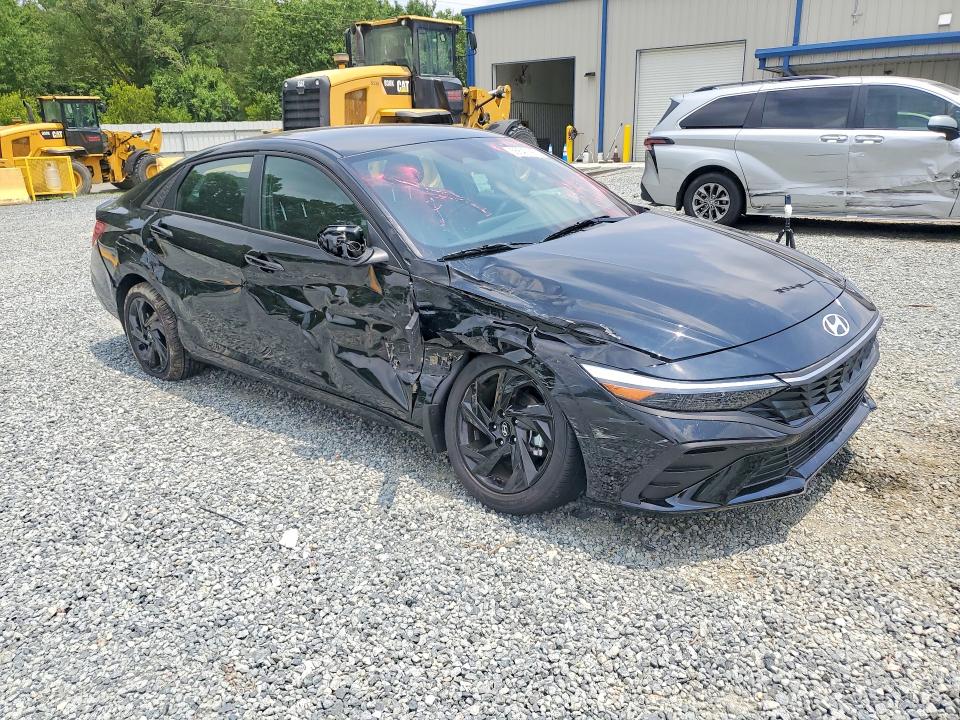2026 Hyundai Elantra VIN KMHLM4DG4TU141730 COPART salvage auction — SIDE, Nc - Salvage Certificate Of Title, sold $2,050 on 2026-07-30 (photo 4)