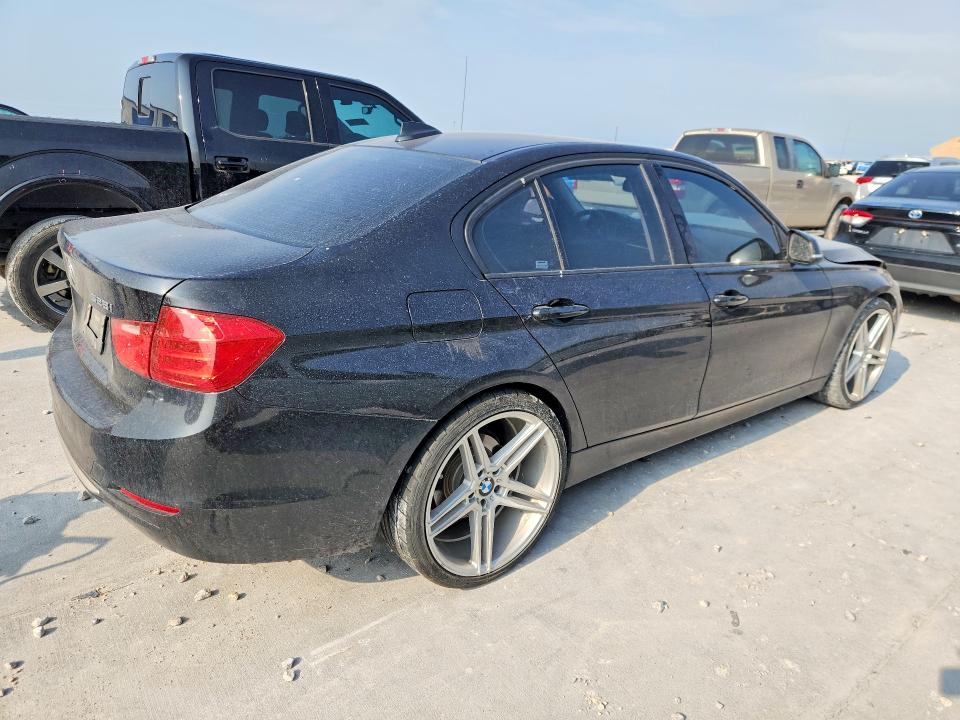 2013 BMW VIN WBA3A5C53DF358546 COPART salvage auction — FRONT END, TX - SALVAGE VEHICLE TITLE, sold $925 on 2026-07-24 (photo 3)
