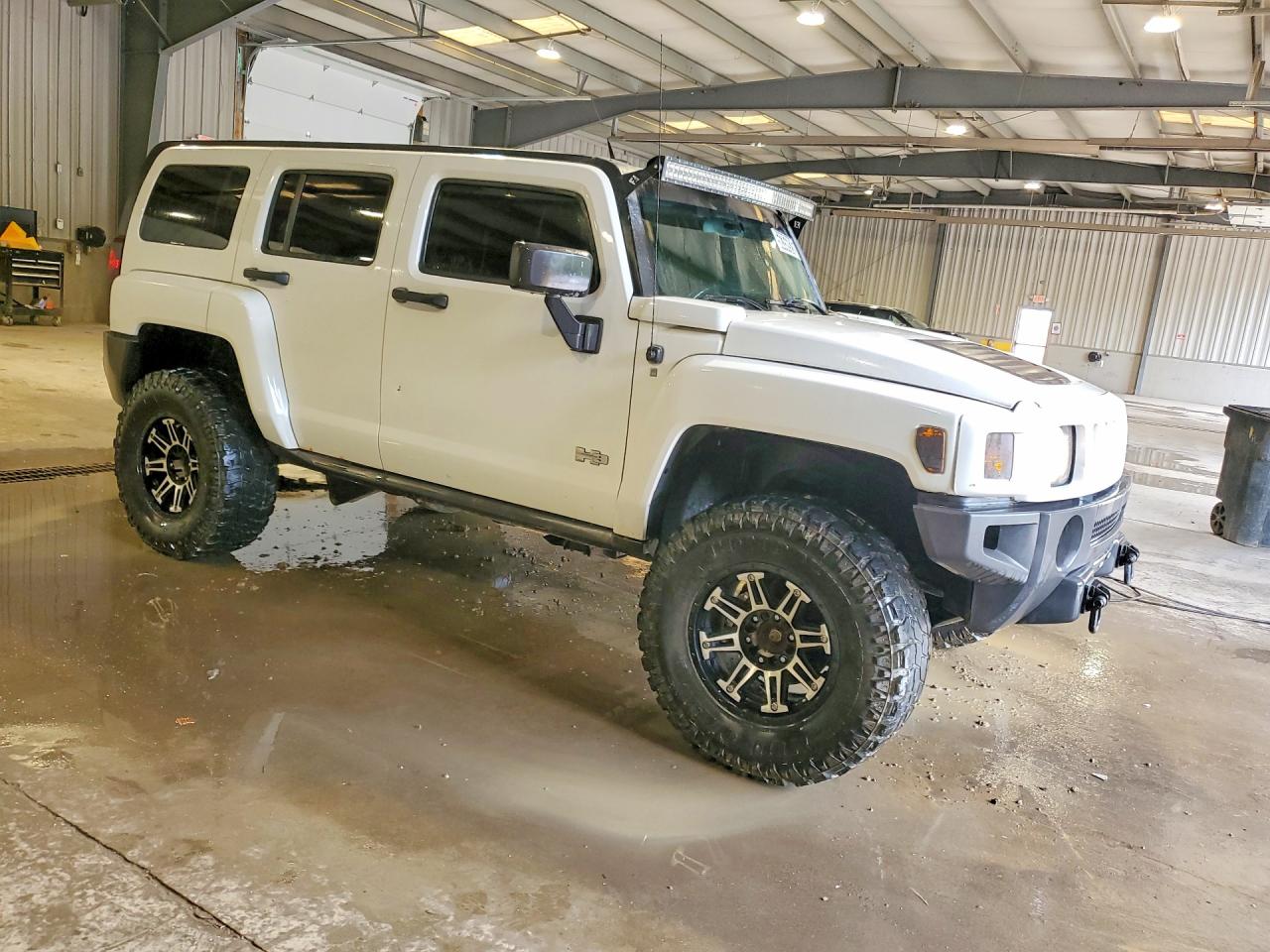 2006 Hummer H3 VIN 5GTDN136068306921 COPART salvage auction — Minor Dent/Scratches, PA - CERT OF TITLE, sold $1,150 on 2026-07-02 (photo 4)