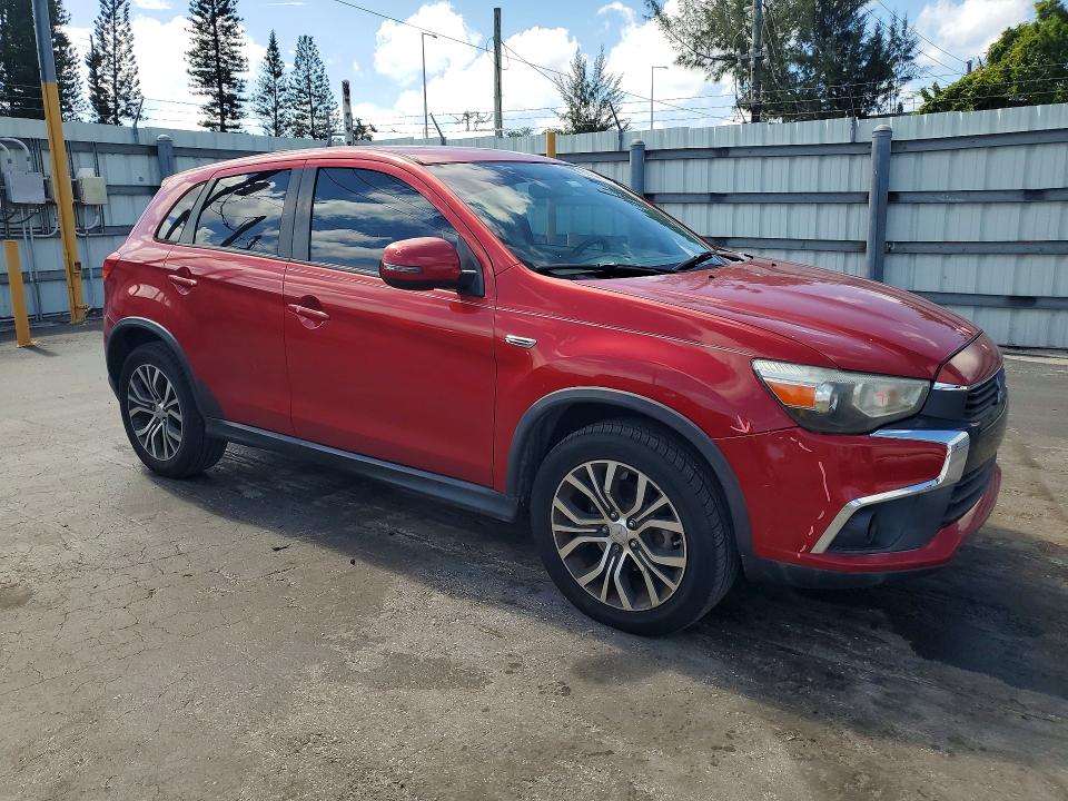 2017 Mitsubishi Outlander VIN JA4AP3AU5HZ001634 COPART salvage auction — SIDE, Fl - Cert Of Title Slvg Rebuildable, sold $2,450 on 2026-07-13 (photo 4)