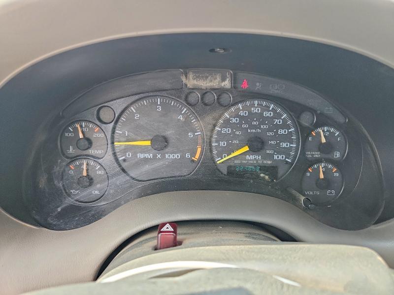 1998 Gmc Jimmy VIN 1GKDT13W4W2519861 COPART salvage auction — REAR END, Tx - Salvage Vehicle Title, sold $200 on 2026-07-28 (photo 9)
