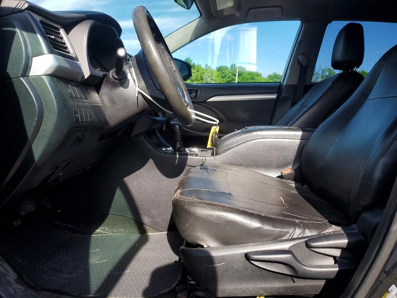 2019 Toyota VIN 5TDBZRFH4KS736312 COPART salvage auction — FRONT END, NY - CERTIFICATE OF TITLE, sold $4,250 on 2026-07-09 (photo 7)