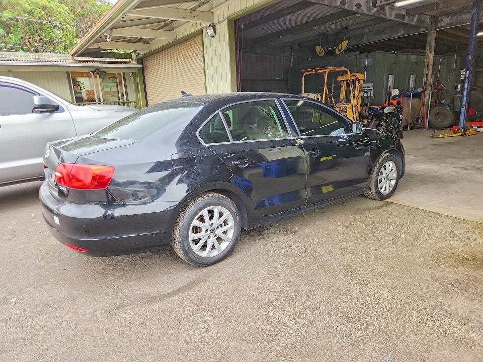 2013 Volkswagen Jetta VIN 3VWDP7AJ4DM388668 COPART salvage auction — SIDE, Hi - Bill Of Sale - Parts Only, sold $1 on 2026-08-31 (photo 3)