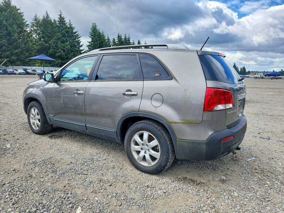 2012 Kia Sorento VIN 5XYKTCA61CG277873 COPART salvage auction — MINOR DENT/SCRATCHES, Wa - Vehicle Cert Of Ownership-Titl, sold $575 on 2026-07-31 (photo 2)