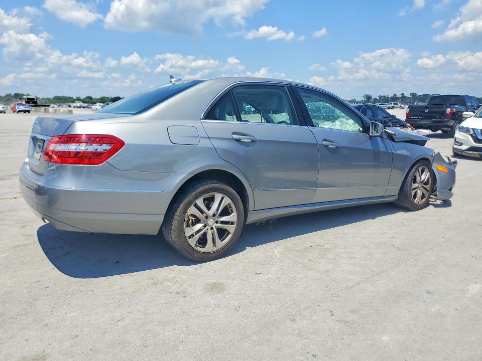2010 Mercedes-benz E-klasse VIN WDDHF5GB3AA260576 COPART salvage auction — FRONT END, Tn - Salvage Certificate, sold $575 on 2026-07-13 (photo 3)