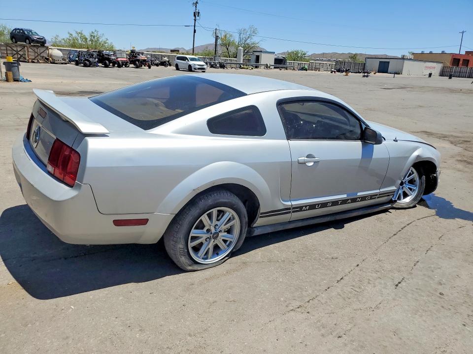 2005 Ford Mustang VIN 1ZVFT80N455127689 COPART salvage auction — FRONT END, Nm - Certificate Of Title (P), sold $475 on 2026-07-08 (photo 3)