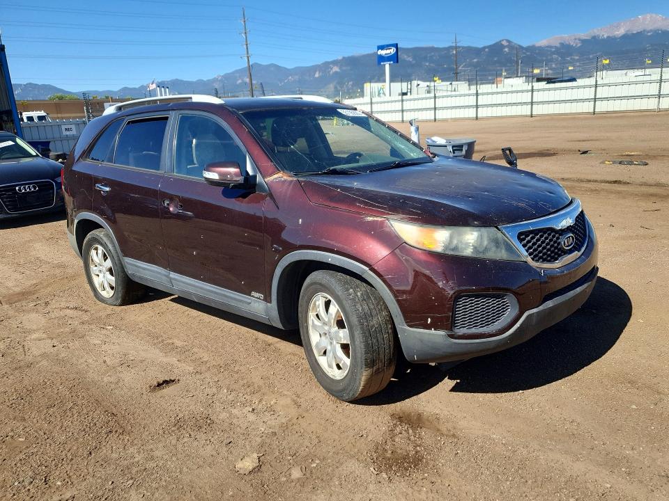 2012 Kia Sorento VIN 5XYKTDA26CG250784 COPART salvage auction — ALL OVER, Co - Dis/Dlr/Exp Only Clean Title, sold $575 on 2026-07-06 (photo 4)