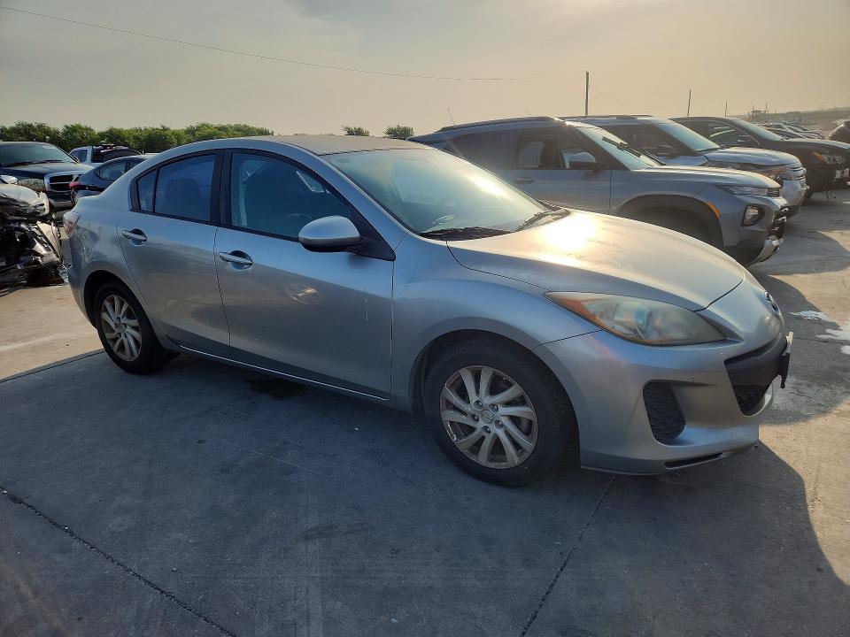 2012 Mazda 3 VIN JM1BL1V73C1677828 COPART salvage auction — SIDE, Tx - Salvage Vehicle Title, sold $275 on 2026-07-09 (photo 4)