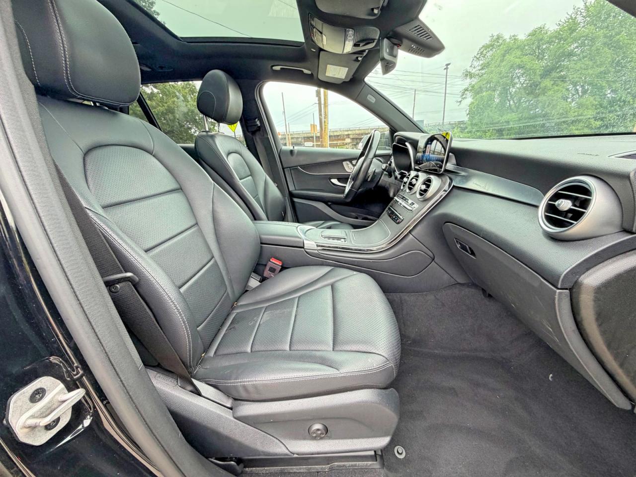 2021 Mercedes-Benz GLC-Class VIN W1N0G8EB3MV316983 COPART salvage auction — Normal Wear, NY - CERTIFICATE OF TITLE (P), sold $13,900 on 2026-07-01 (photo 5)