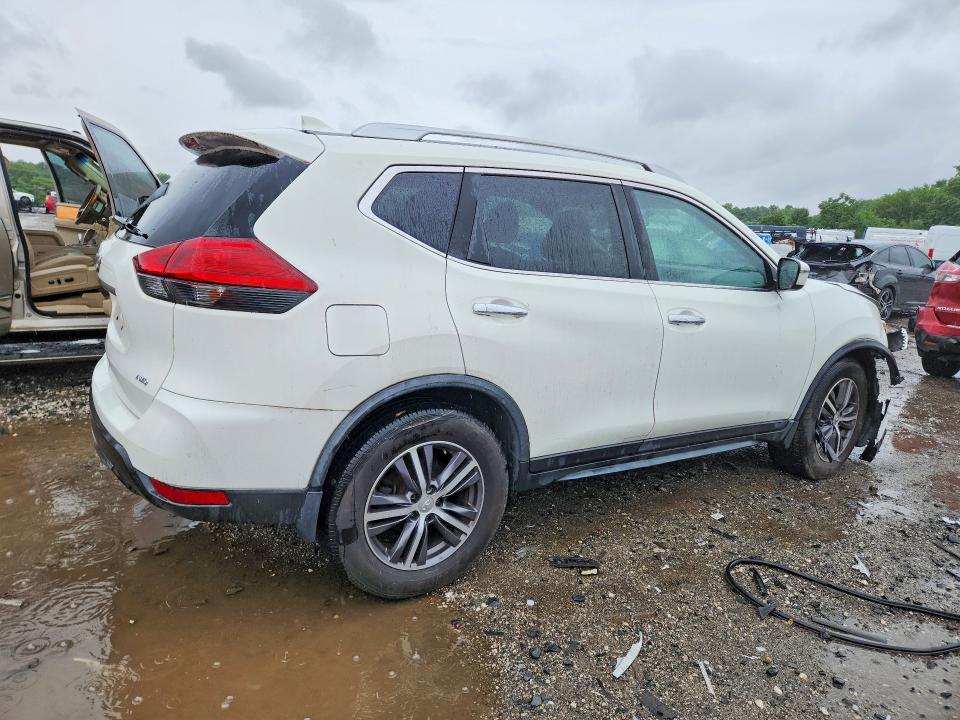 2017 Nissan VIN JN8AT2MV4HW000674 COPART salvage auction — FRONT END, Salvage Title, sold $1,600 on 2026-07-09 (photo 3)