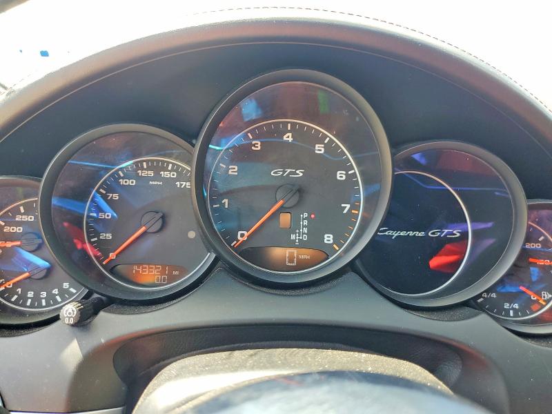 2016 Porsche Cayenne VIN WP1AD2A28GLA78473 COPART salvage auction — MINOR DENT/SCRATCHES, Tx - Certificate Of Title, sold $10,300 on 2026-07-23 (photo 9)