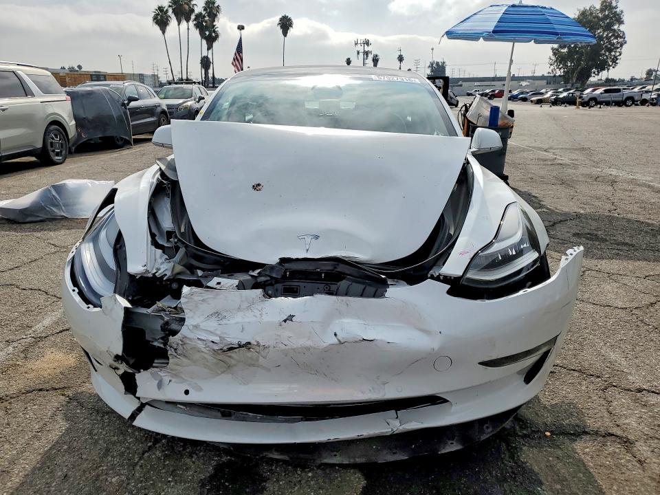 2020 Tesla VIN 5YJ3E1EA3LF660092 COPART salvage auction — FRONT END, CA - SALVAGE CERTIFICATE, sold $5,200 on 2026-07-31 (photo 5)