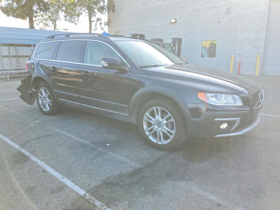 2016 Volvo Xc70 VIN YV4612NK1G1237028 COPART salvage auction — REAR END, Ca - Salvage Certificate, sold $2,150 on 2026-07-02 (photo 4)