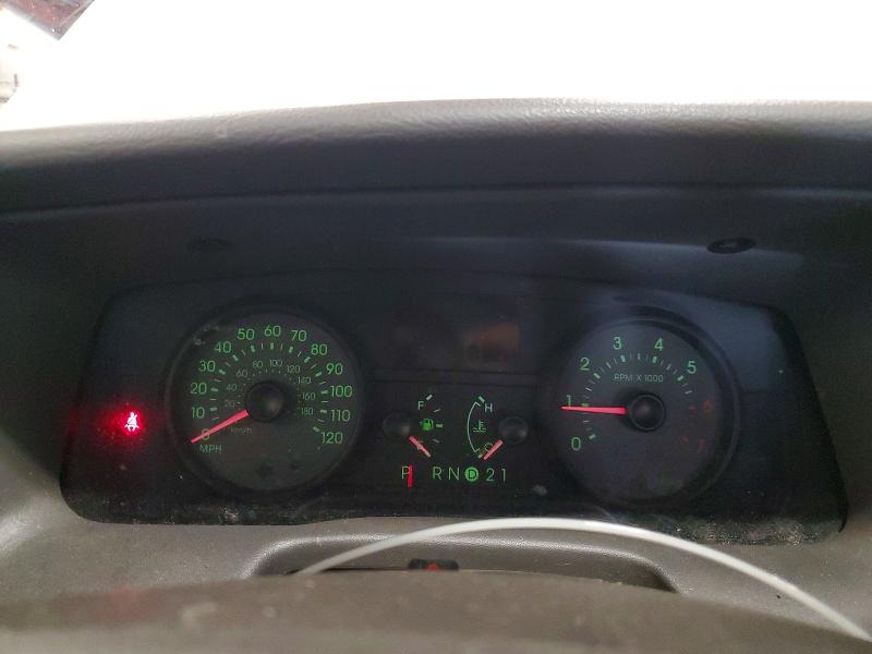 2008 Mercury Grand marquis VIN 2MEHM75VX8X609919 COPART salvage auction — FRONT END, Mi - Certificate Of Title, sold $400 on 2026-07-31 (photo 9)