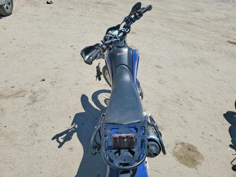 2017 Yamaha VIN JYADG24Y2HA000978 COPART salvage auction — MINOR DENT/SCRATCHES, Ca - Certificate Of Title, sold $1,450 on 2026-07-09 (photo 6)