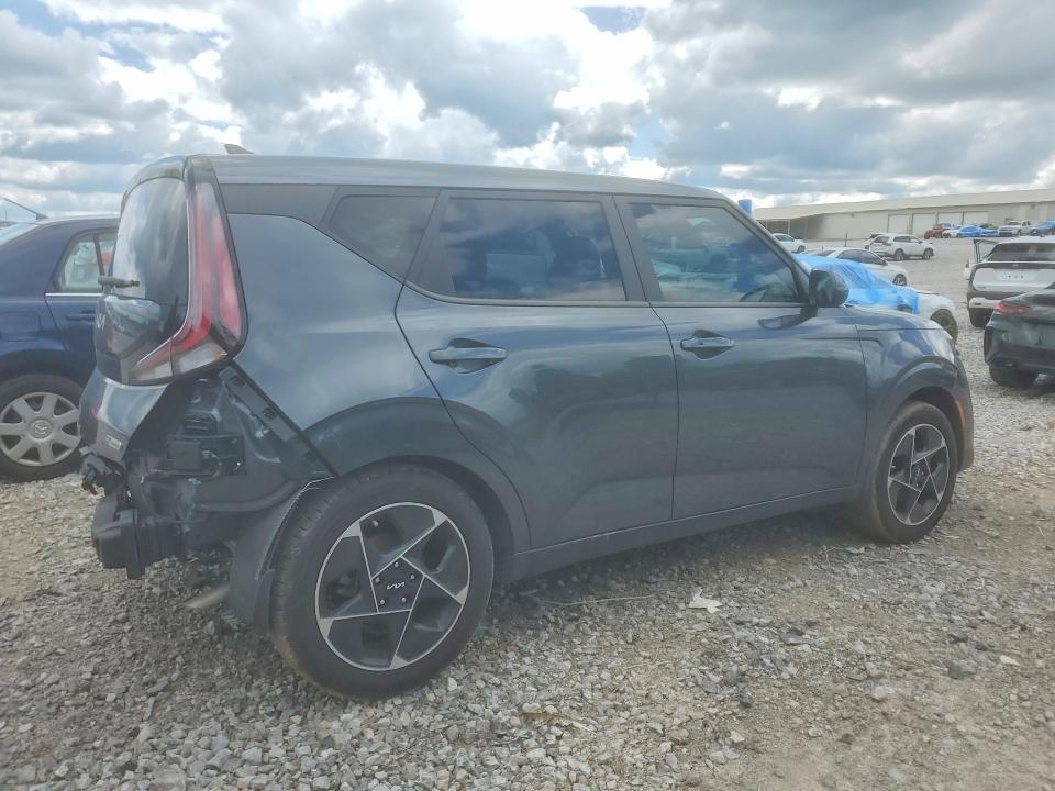 2023 Kia VIN KNDJ33AU8P7888044 COPART salvage auction — REAR END, Fl - Cert Of Title Slvg Rebuildable, sold $3,350 on 2026-07-02 (photo 3)