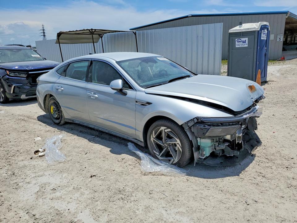 2026 Hyundai VIN KMHL64JA5TA563498 COPART salvage auction — FRONT END, Tx - Salvage Vehicle Title, sold $4,600 on 2026-07-31 (photo 4)