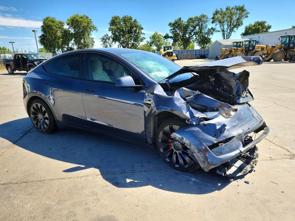 2021 Tesla Model y VIN 5YJYGDEF3MF264002 COPART salvage auction — FRONT END, Ca - Salvage Certificate, sold $6,300 on 2026-07-27 (photo 4)