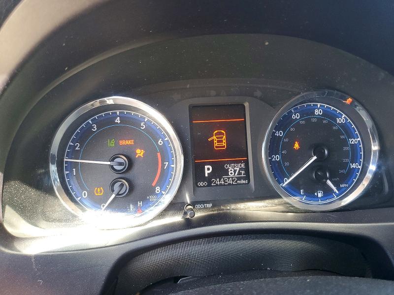 2018 Toyota Corolla VIN 5YFBURHE8JP830167 COPART salvage auction — FRONT END, Nv - Salvage Title, sold $750 on 2026-07-02 (photo 9)