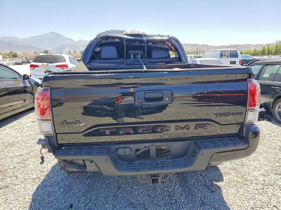 2019 Toyota Tacoma VIN 5TFCZ5AN2KX207929 COPART salvage auction — ROLLOVER, CA - SALVAGE CERTIFICATE, sold $5,900 on 2026-07-22 (photo 6)