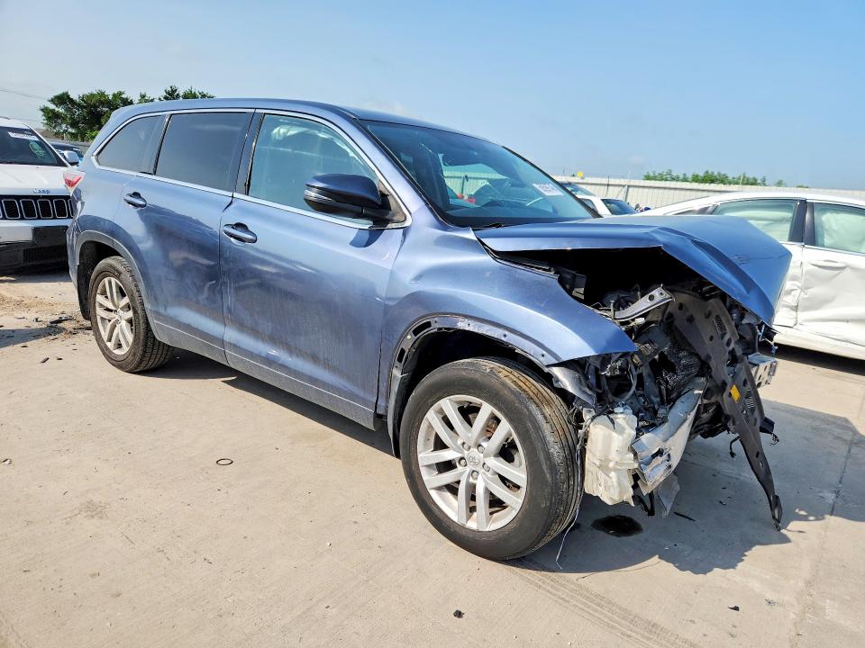 2014 Toyota Highlander VIN 5TDBKRFH0ES064225 COPART salvage auction — FRONT END, Tx - Salvage Vehicle Title, sold $2,600 on 2026-07-09 (photo 4)