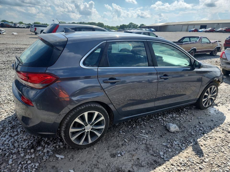 2018 Hyundai VIN KMHH35LE5JU063213 COPART salvage auction — FRONT END, Salvage Title, sold $175 on 2026-07-21 (photo 3)