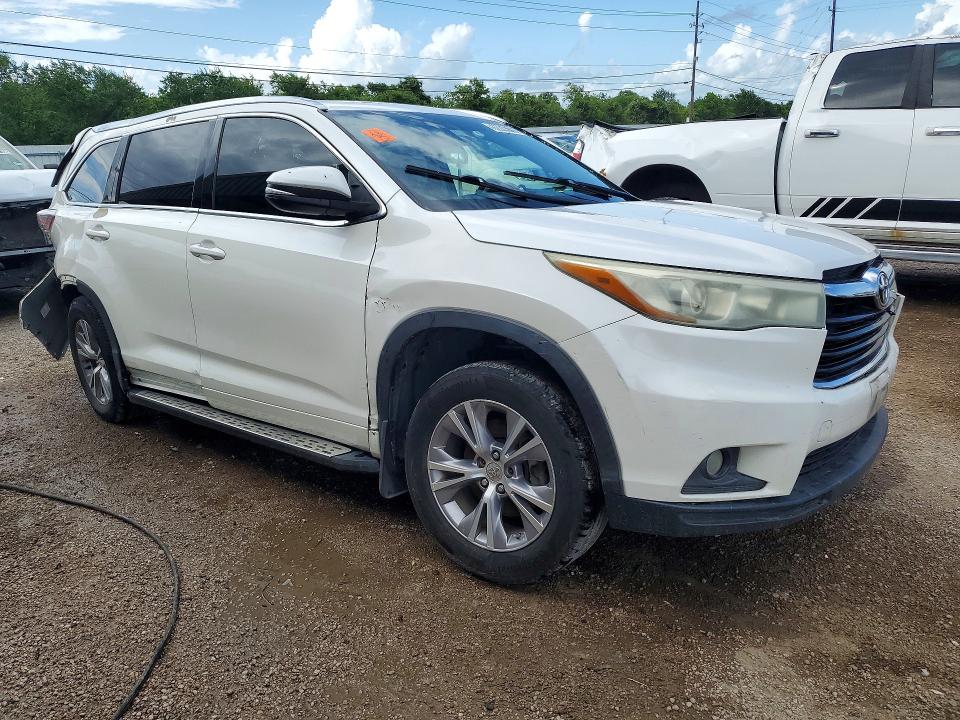 2015 Toyota Highlander VIN 5TDKKRFH3FS059635 COPART salvage auction — REAR END, Tx - Certificate Of Title, sold $1,950 on 2026-07-09 (photo 4)
