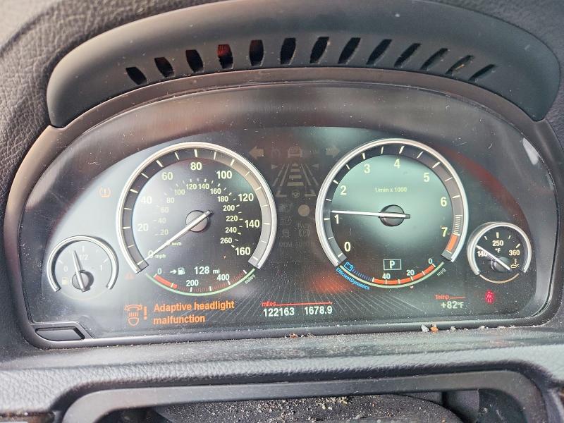 2015 BMW 5er VIN WBA5M4C55FD183967 COPART salvage auction — FRONT END, Fl - Cert Of Title Slvg Rebuildable, sold $900 on 2026-08-05 (photo 9)