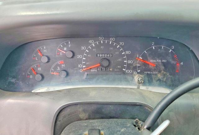 2005 Ford F-650 VIN 3FRNX65F15V139654 COPART salvage auction — MINOR DENT/SCRATCHES, Nj - Certificate Of Title, sold $7,400 on 2026-07-24 (photo 9)