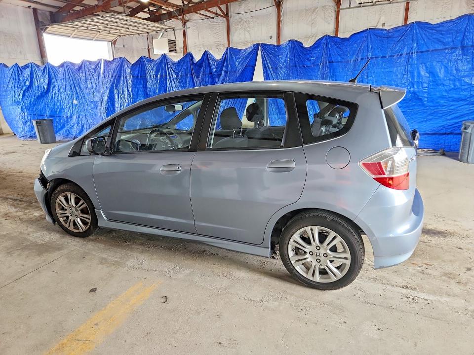 2011 Honda Fit VIN JHMGE8G5XBC005755 COPART salvage auction — FRONT END, Ky - Cert Of Title-Salvage, sold $175 on 2026-07-27 (photo 2)
