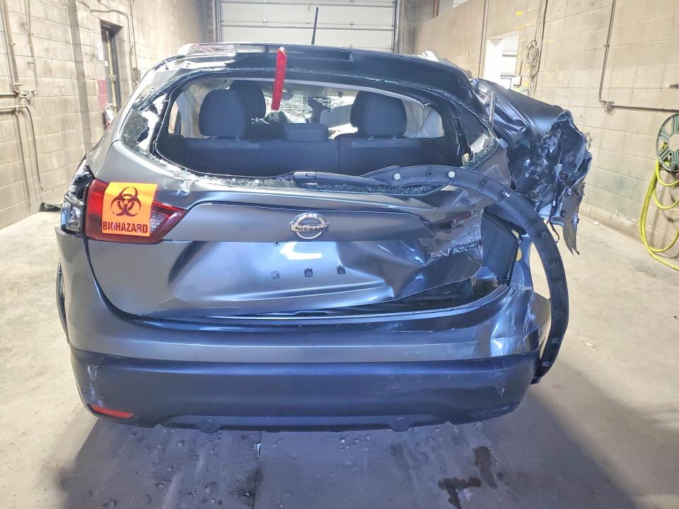2019 Nissan Rogue VIN JN1BJ1CR9KW623013 COPART salvage auction — ROLLOVER, Mn - Cert Of Title-Salvage, sold $200 on 2026-07-28 (photo 6)