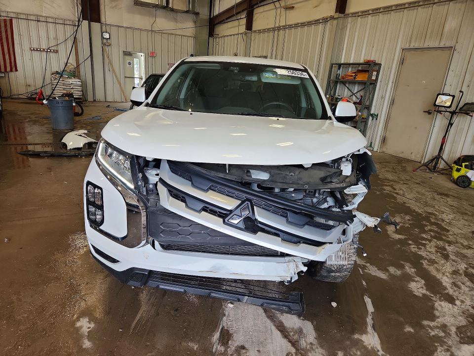 2021 Mitsubishi VIN JA4ARUAU7MU031435 COPART salvage auction — FRONT END, Wi - Cert Of Title-Salvage Vehicle, sold $2,850 on 2026-07-20 (photo 5)