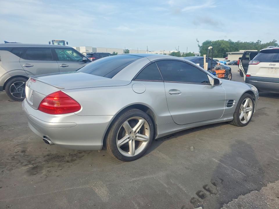 2005 Mercedes-benz Sl-class VIN WDBSK75F95F103929 COPART salvage auction — NORMAL WEAR, Fl - Certificate Of Title, sold $7,550 on 2026-07-07 (photo 3)