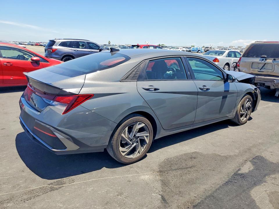 2025 Hyundai Elantra VIN KMHLM4DG2SU040555 COPART salvage auction — FRONT END, Ca - Salvage Certificate, sold $4,750 on 2026-07-13 (photo 3)