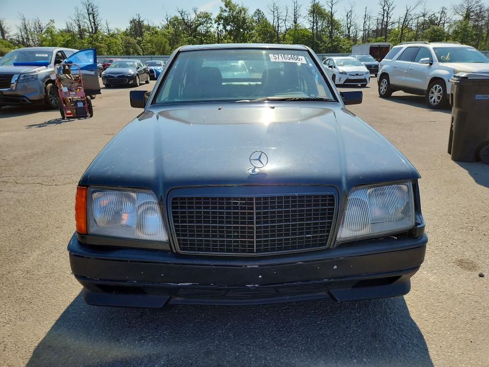1995 Mercedes-benz VIN WDBEA32E9SC217656 COPART salvage auction — WATER/FLOOD, Ny - Mv907A-Flood Salvage, sold $400 on 2026-07-08 (photo 5)