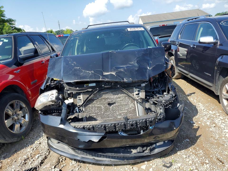 2019 Dodge Caravan VIN 2C4RDGCG1KR595737 COPART salvage auction — FRONT END, Va - Certificate Of Title, sold $950 on 2026-07-30 (photo 5)