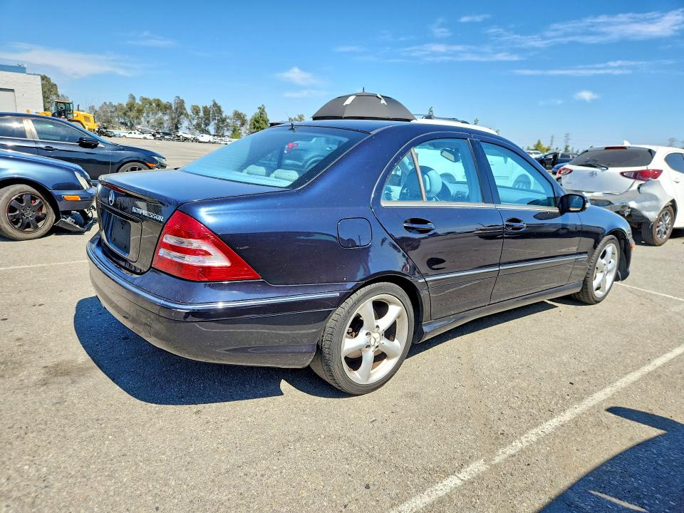 2005 Mercedes-benz C-klasse VIN WDBRF40J15F682475 COPART salvage auction — FRONT END, Ca - Salvage Certificate, sold $450 on 2026-07-16 (photo 3)