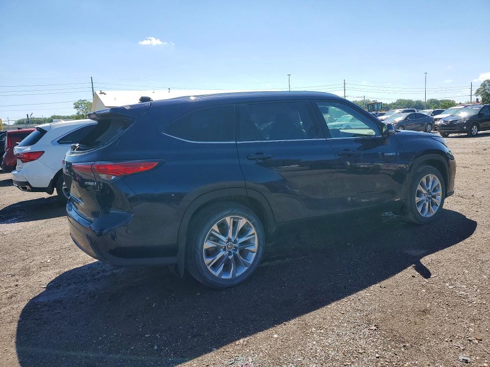 2021 Toyota Highlander VIN 5TDDBRCH9MS536577 COPART salvage auction — REAR END, Ia - Cert Of Title-Salvage Title, sold $19,000 on 2026-07-31 (photo 3)