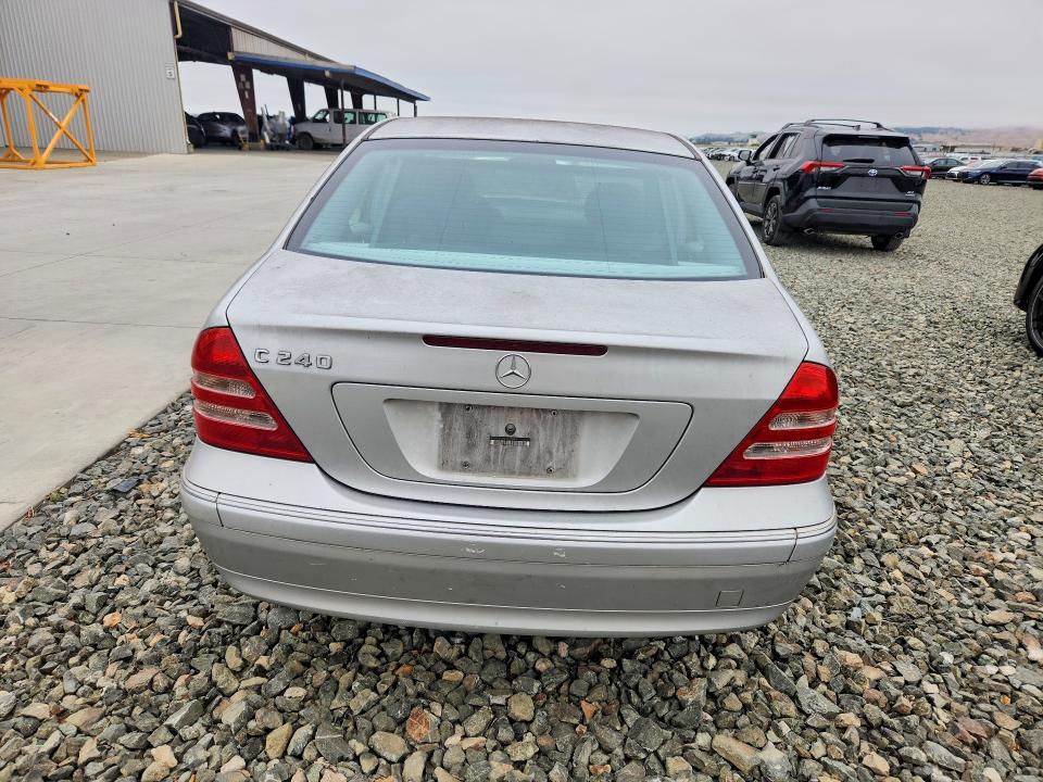 2004 Mercedes-benz C-klasse VIN WDBRF61J44A576463 COPART salvage auction — FRONT END, Ca - Salvage Certificate, sold $100 on 2026-07-09 (photo 6)