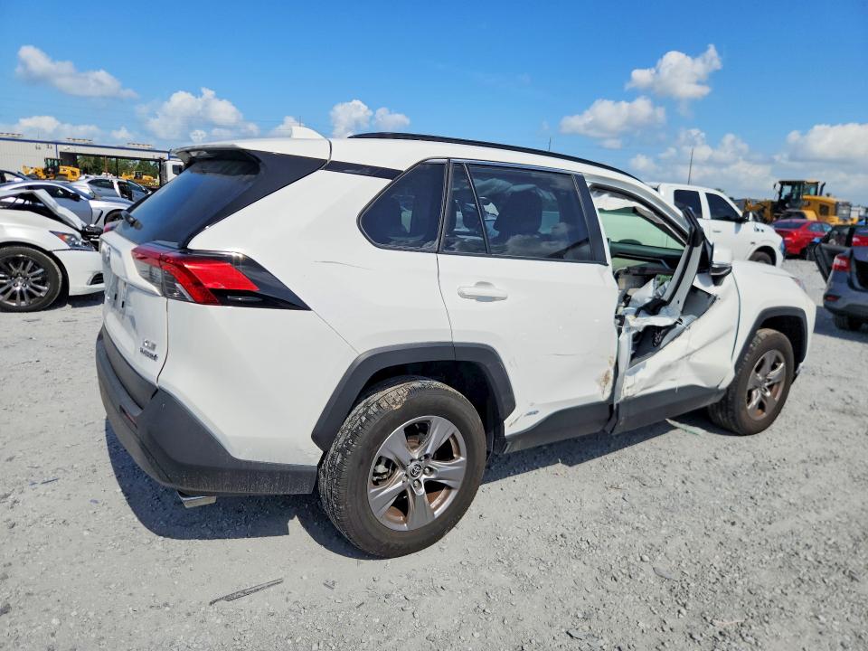 2024 Toyota Rav 4 VIN JTMRWRFV6RD261605 COPART salvage auction — SIDE, Fl - Cert Of Title Slvg Rebuildable, sold $15,600 on 2026-07-10 (photo 3)
