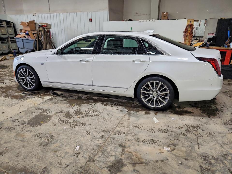 2017 Cadillac Ct6 VIN 1G6KF5RS2HU135514 COPART salvage auction — WATER/FLOOD, Il - Salvage Cert-Flood, sold $4,950 on 2026-07-28 (photo 2)