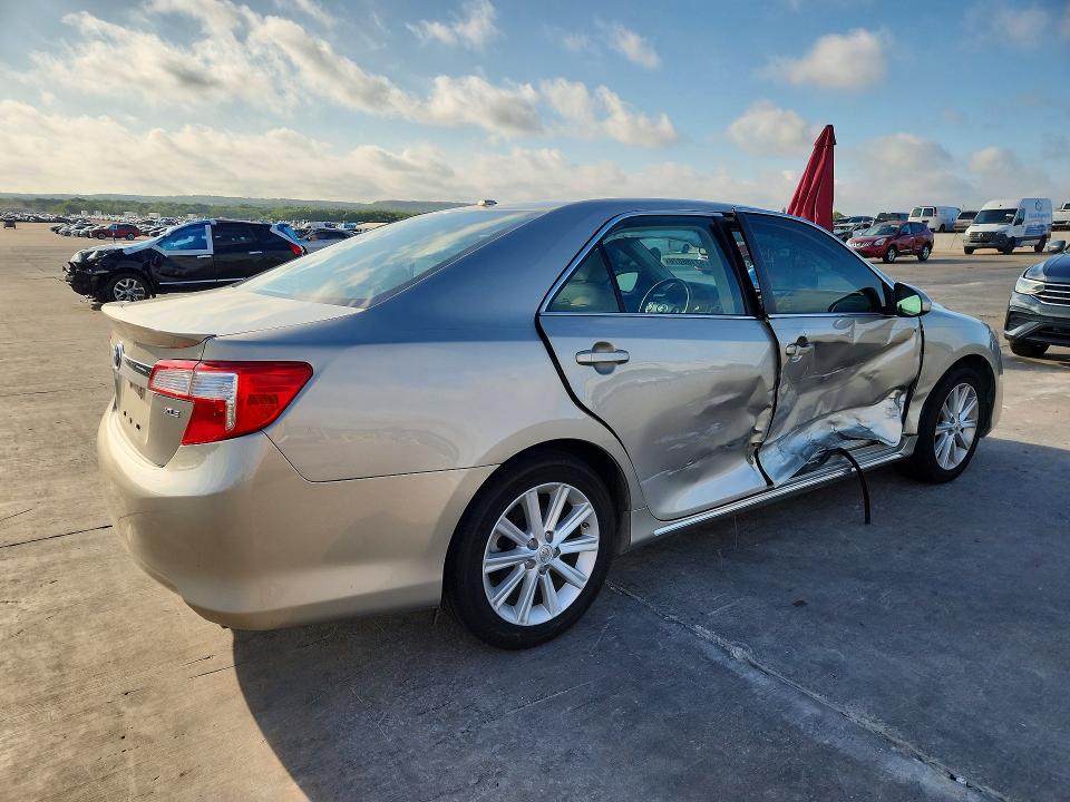 2013 Toyota Camry VIN 4T1BK1FK2DU528330 COPART salvage auction — SIDE, Tx - Salvage Vehicle Title, sold $3,500 on 2026-07-02 (photo 3)