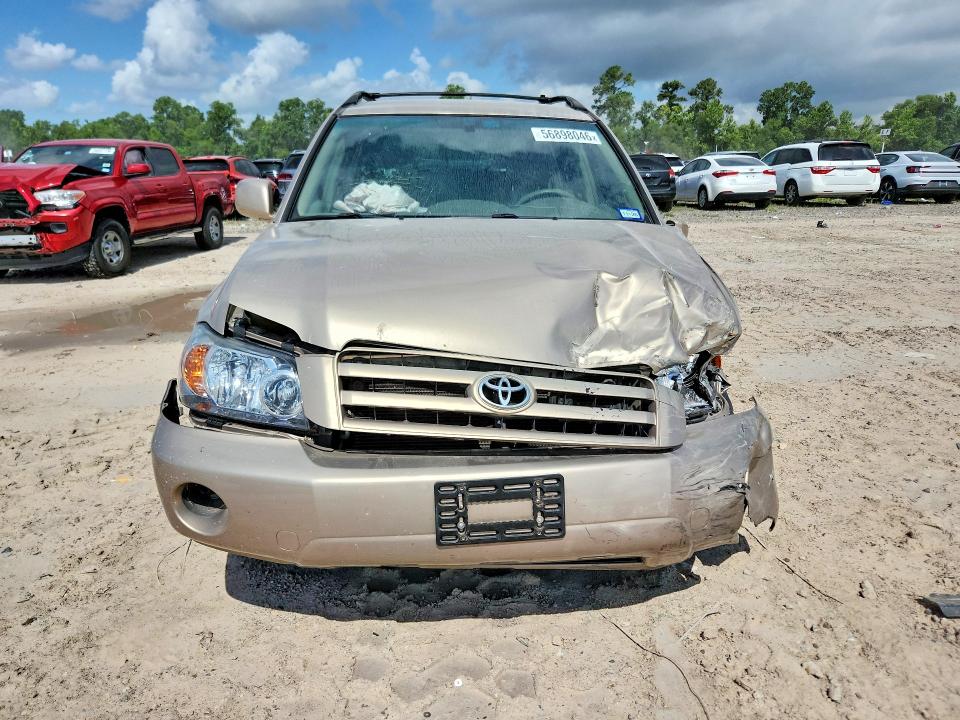 2005 Toyota Highlander VIN JTEGP21A250061351 COPART salvage auction — FRONT END, Tx - Salvage Vehicle Title, sold $1,200 on 2026-07-14 (photo 5)