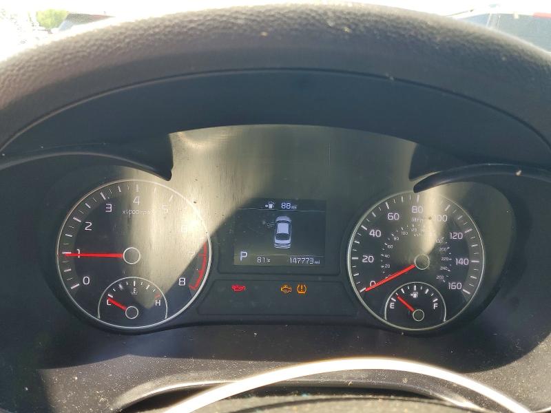 2019 Kia Optima VIN 5XXGT4L34KG299965 COPART salvage auction — MINOR DENT/SCRATCHES, Ms - Certificate Of Title (P), sold $2,750 on 2026-07-09 (photo 9)