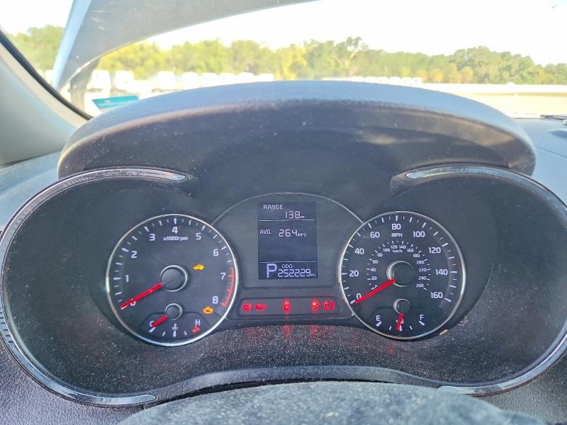 2014 Kia Forte VIN KNAFX4A61E5215975 COPART salvage auction — FRONT END, Fl - Cert Of Title Slvg Rebuildable, sold $425 on 2026-07-15 (photo 9)
