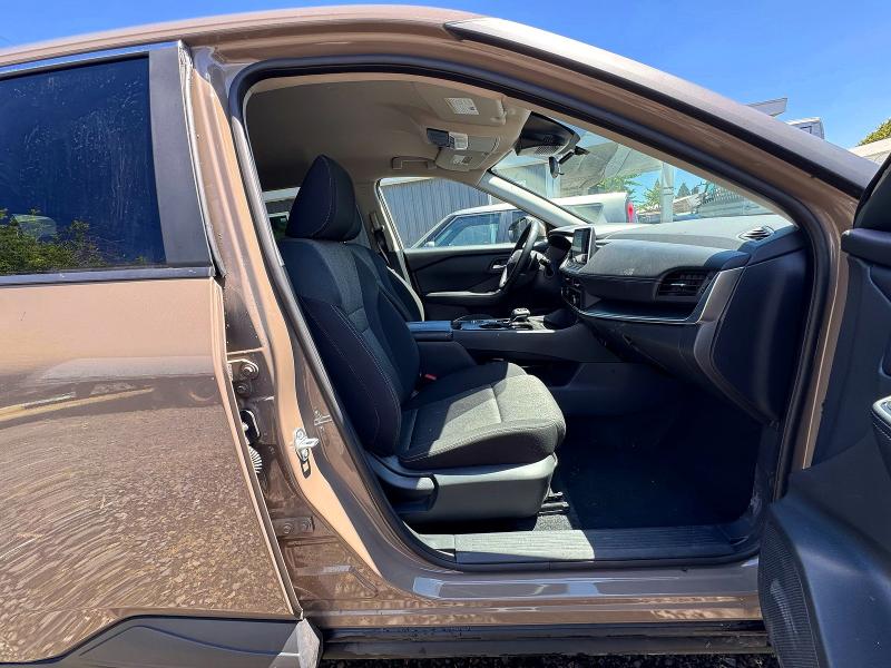 2025 Nissan Rogue VIN 5N1BT3BA8SC776011 COPART salvage auction — NORMAL WEAR, OR - BILL OF SALE (P), sold $16,400 on 2026-07-27 (photo 5)