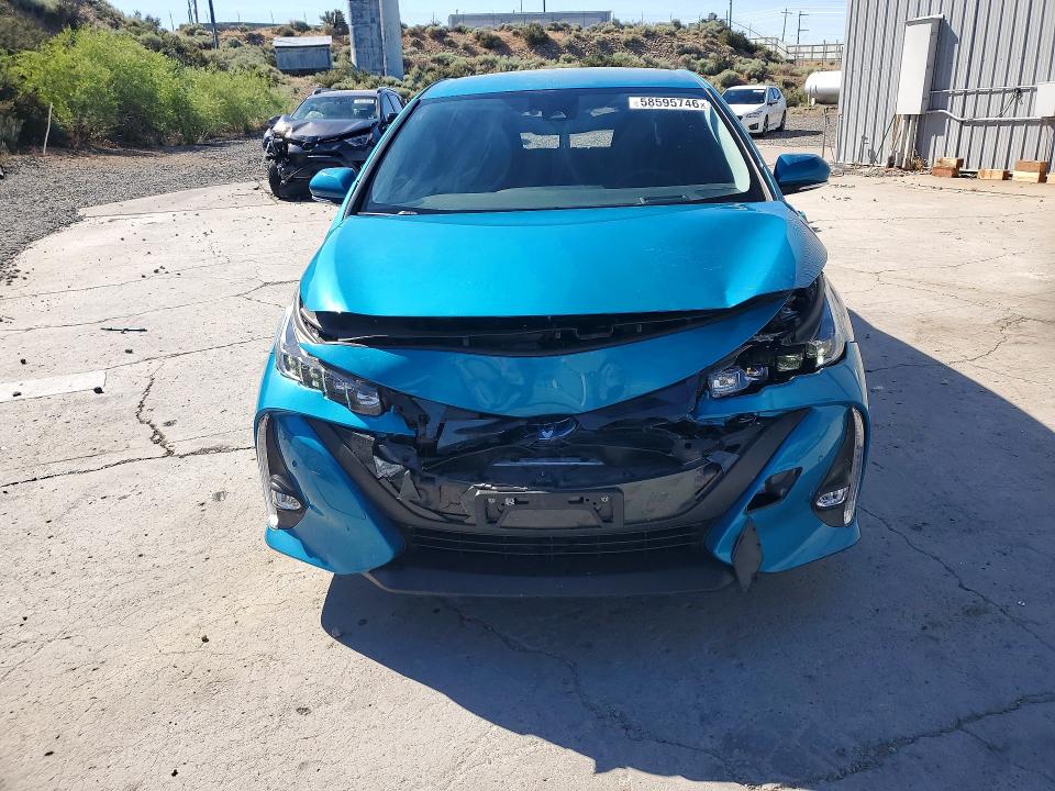 2022 Toyota Prius VIN JTDKAMFP7N3211087 COPART salvage auction — FRONT END, NV - SALVAGE TITLE, sold $9,400 on 2026-07-30 (photo 5)