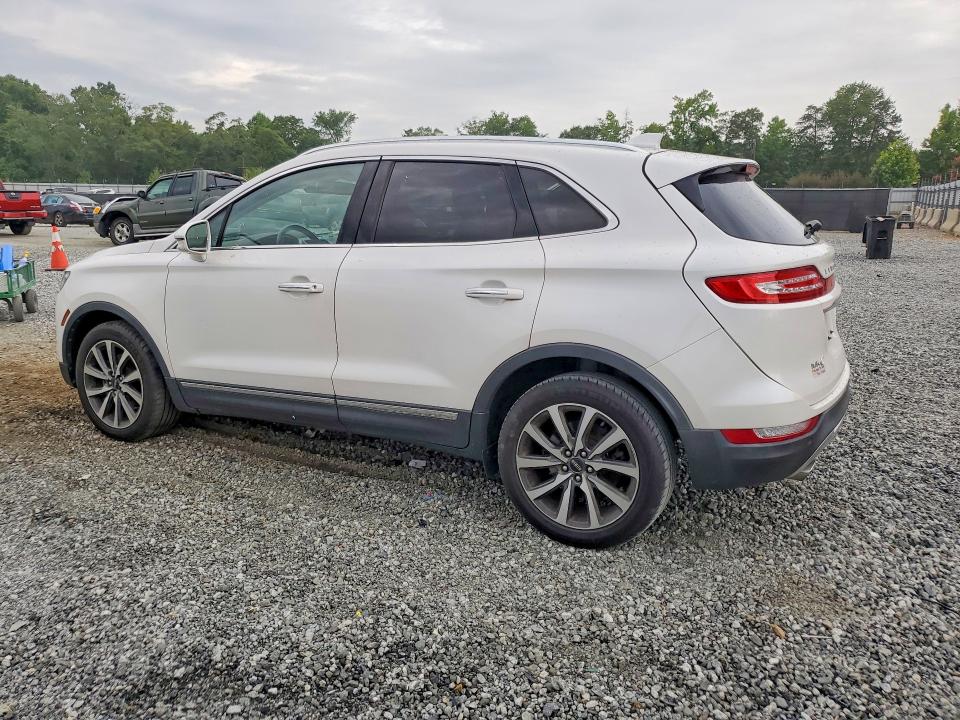 2019 Lincoln Mkc VIN 5LMCJ3C94KUL13319 COPART salvage auction — MINOR DENT/SCRATCHES, Ga - Certificate Of Title (P), sold $4,800 on 2026-07-29 (photo 2)