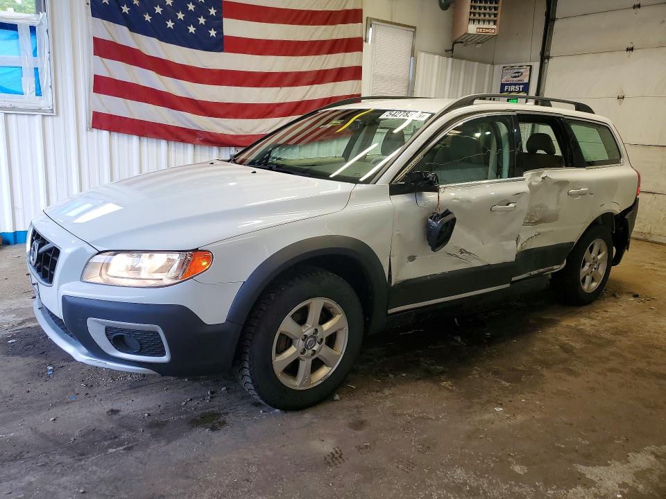 2010 Volvo Xc70 VIN YV4960BZ6A1079748 COPART salvage auction — SIDE, Me - Cert Of Title-Salvage Collisio, sold $675 on 2026-07-09 (photo 1)