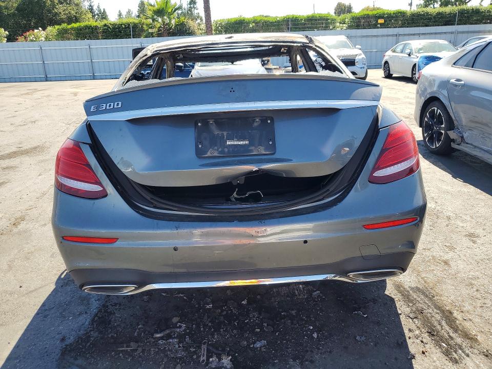 2019 Mercedes-benz E-klasse VIN WDDZF4JB7KA526979 COPART salvage auction — BURN, Ca - Non-Repairable Vehicle Cert, sold $150 on 2026-08-06 (photo 6)